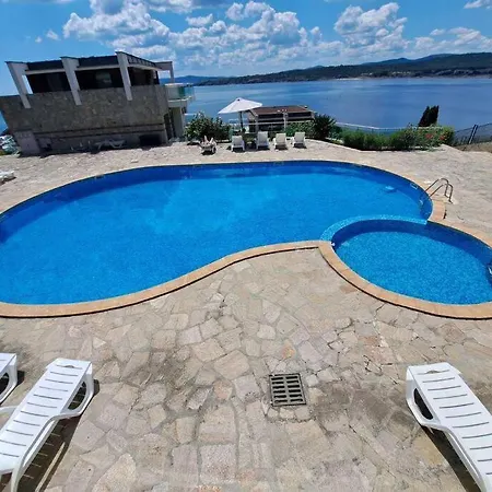 Panorama Bay-serenity Haven * בורגאס
